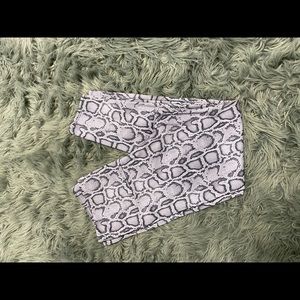 Onzie leggings, large, snake print